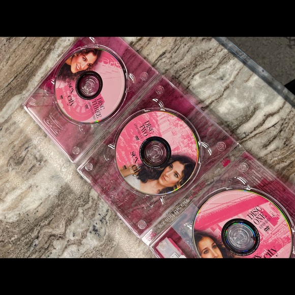 Sex & the City Season 6 DVD - Picture 2 of 3